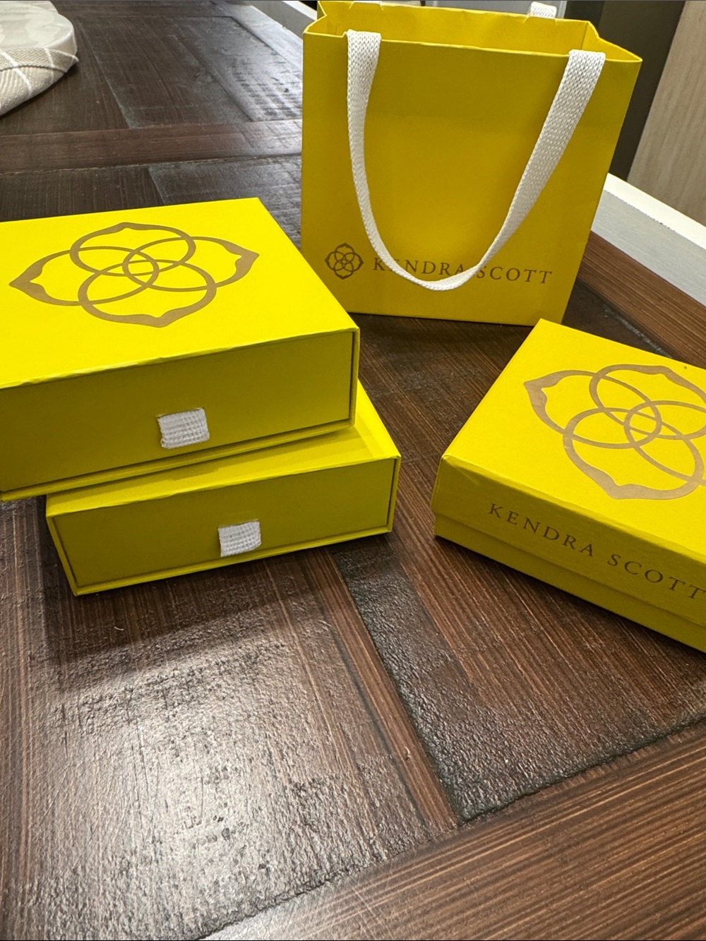 Kendra Scott Yellow Branded Jewelry Boxes and Gift Bag